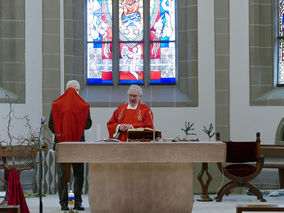 Karfreitgasliturgie und Karfreitagsprozession in Naumburg (Foto: Karl-Franz Thiede)